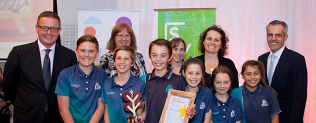 Winters Flat Primary School students and teachers accepting award